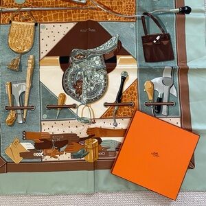 Hermes scarf : Tout Cuir